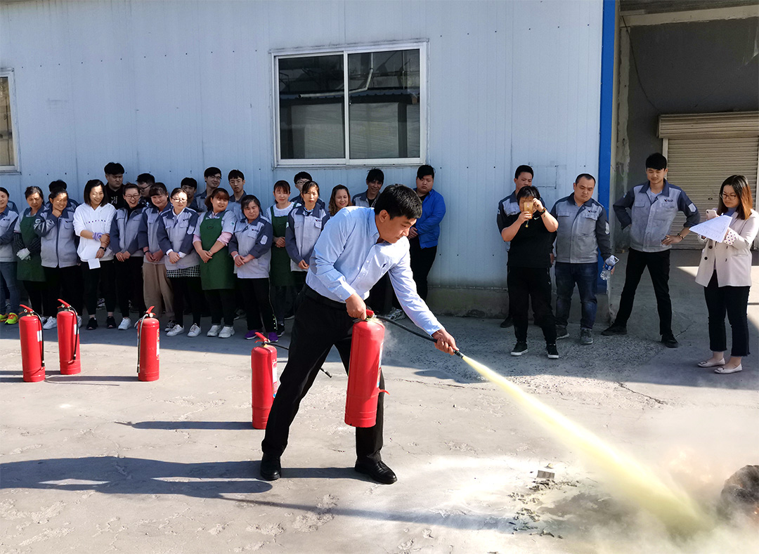  居安思危 防患未“燃”——新永印刷開(kāi)展消防演練